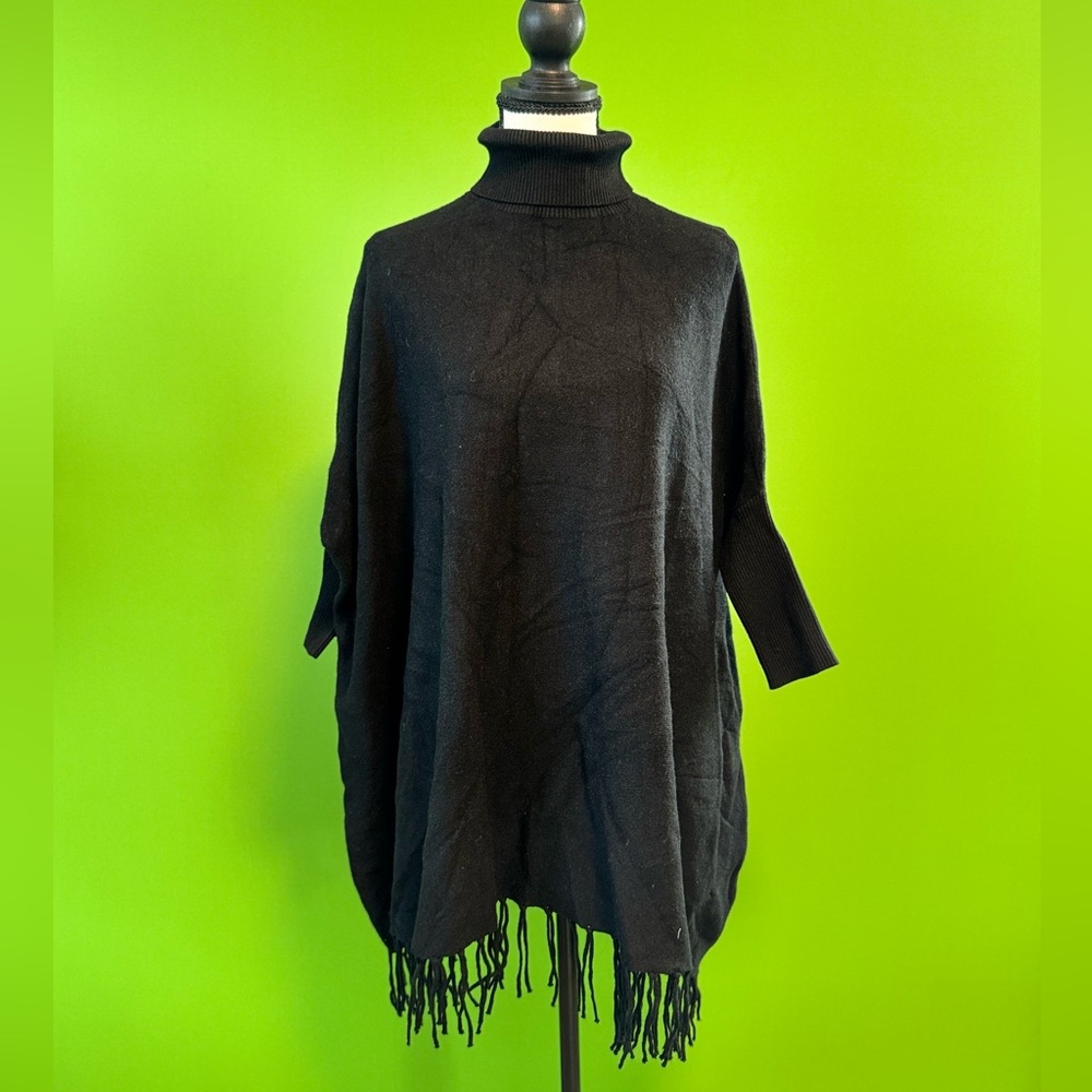 Poncho/turtle neck